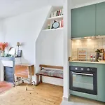 Beautiful Apartment For 2 People - Paris 18