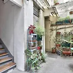 Beautiful Apartment For 2 People - Paris 18